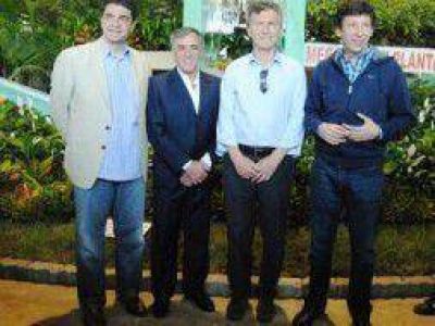 Intendente Posse ratifica pacto con el PRO de Macri