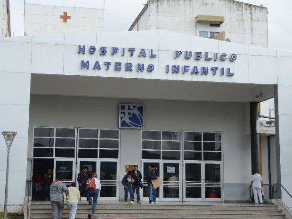�En el hospital nos hacen esperar mucho�