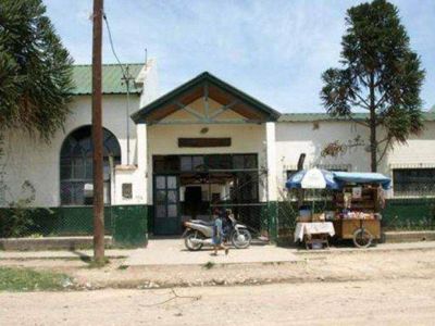 En Or�n, un ni�o fue a la escuela con pistola 9 mm y un pu�al
