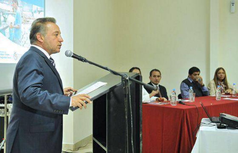Se present� en Salta el programa de cr�ditos fiscales para peque�as y medianas empresas