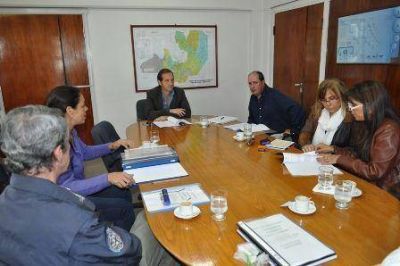 Se trabaja en un plan de capacitaci�n para formar una red de escuelas agropecuarias