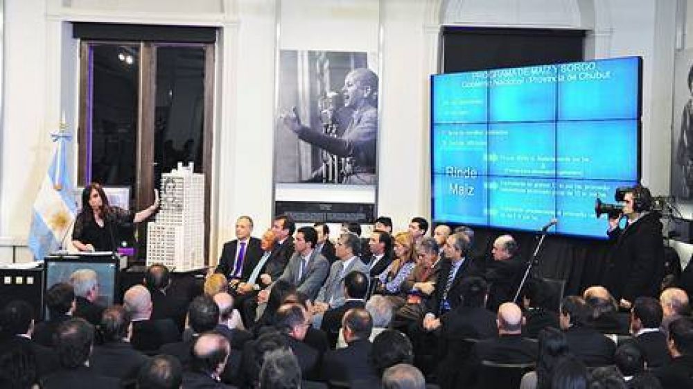 Cristina amenaz� con abrir la importaci�n para bajar precios
