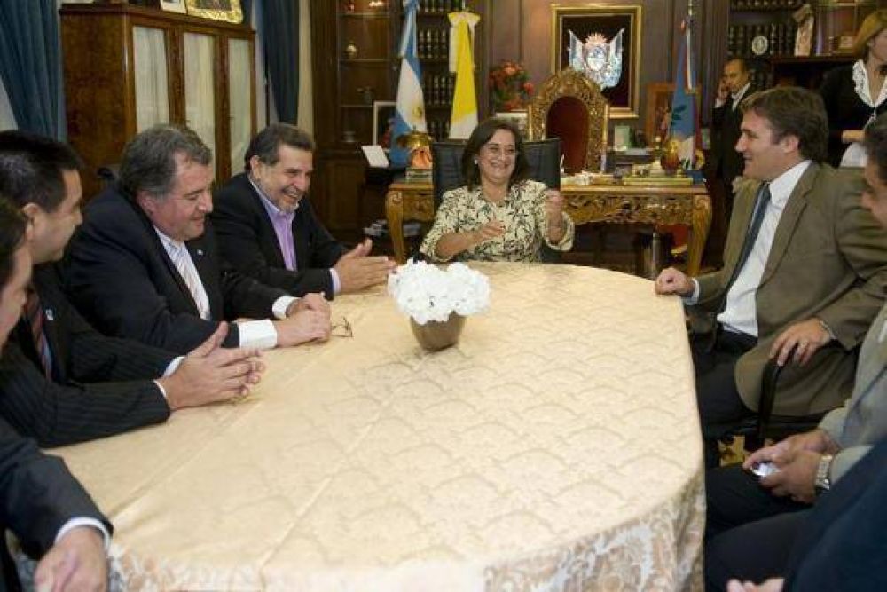 La gobernadora realiz� anuncios para el sector Industrial