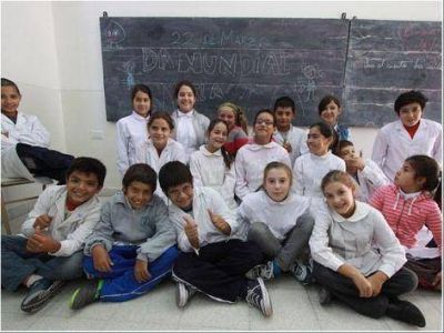 En los ni�os, la cultura del agua es una esperanza que se consolida