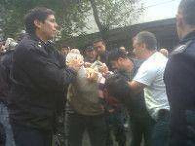 Robo, tiroteo y detenci�n en el centro