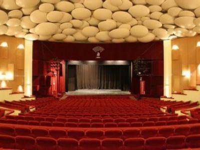 EL RECORTE PROVINCIAL LLEG� AL AUDITORIUM