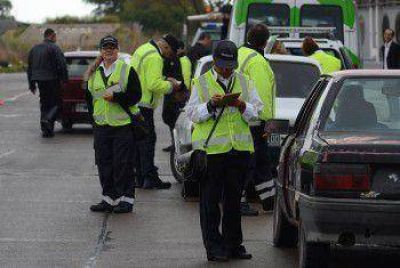 M�s operativos municipales para controlar autos y motos