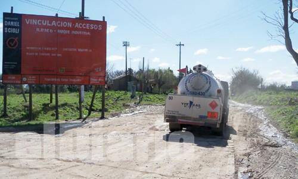 Paralizan obras clave por falta de fondos provinciales