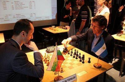 El Gran Maestro de ajedrez Topalov gan� la "Copa Ciudad de San Isidro"