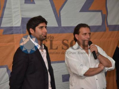 Para De Fazio, la gente quiere que Scioli sea presidente