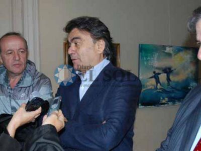 En abril abre el ex Policl�nico
