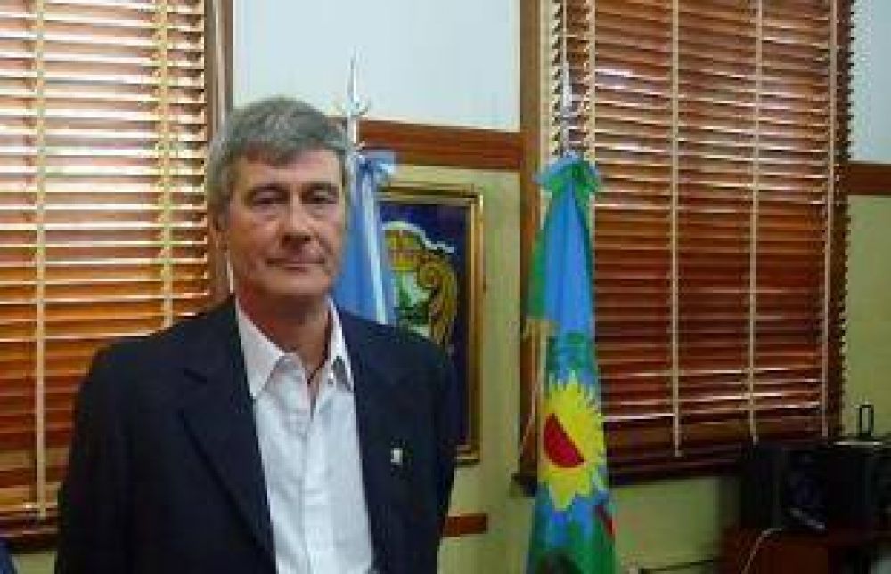 Para Hugo D�as la reparaci�n de calles y el mejoramiento de la red vial ser�n las principales tareas de la Secretar�a de Obras P�blicas