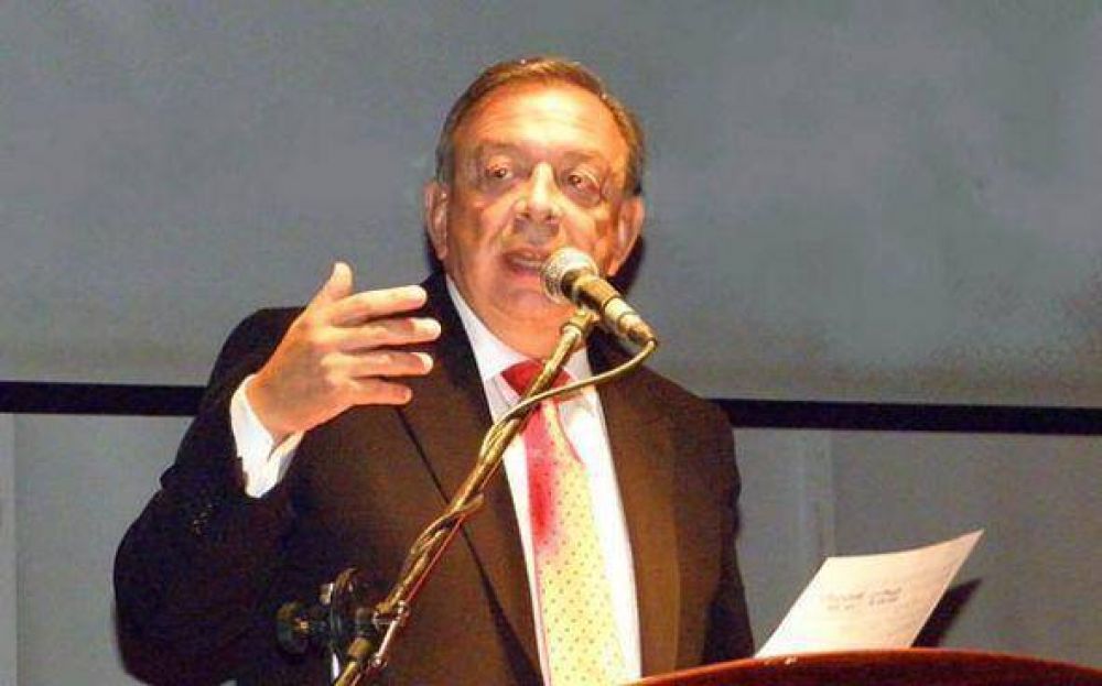 Conflicto docente: Z�ccaro busca alejarse del pedido de apoyo de Scioli