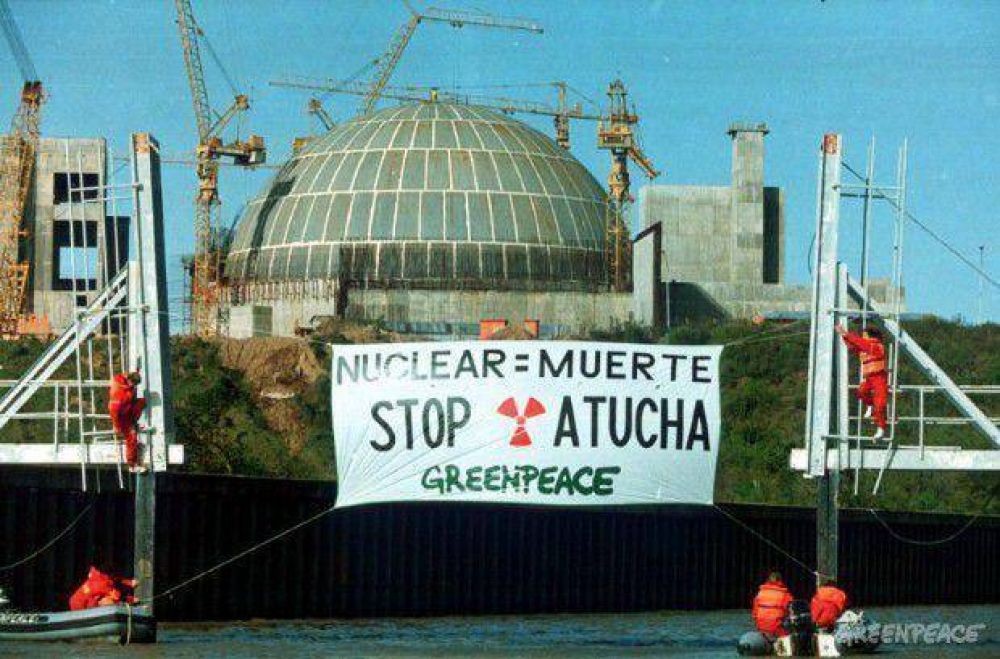 La caravana nacional contra la energ�a nuclear en Atucha