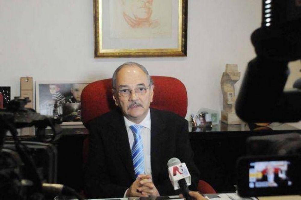 El Gobierno no admitir� que se interpele al ministro Pedrini