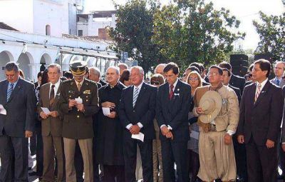 Reconquista de Jujuy: �fue un grito de esperanza hacia el futuro�, dijo Eduardo Fellner