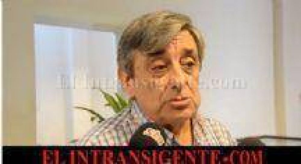 Alberto Lebbos: "Alperovich dijo hace siete a�os que sab�a el nombre del asesino de Paulina y todav�a lo calla"
