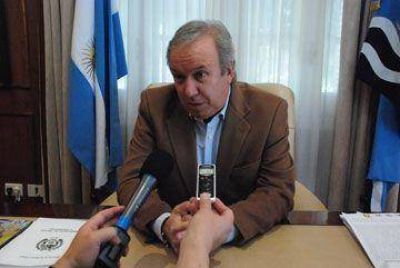 Peralta confirm� obras para varias localidades