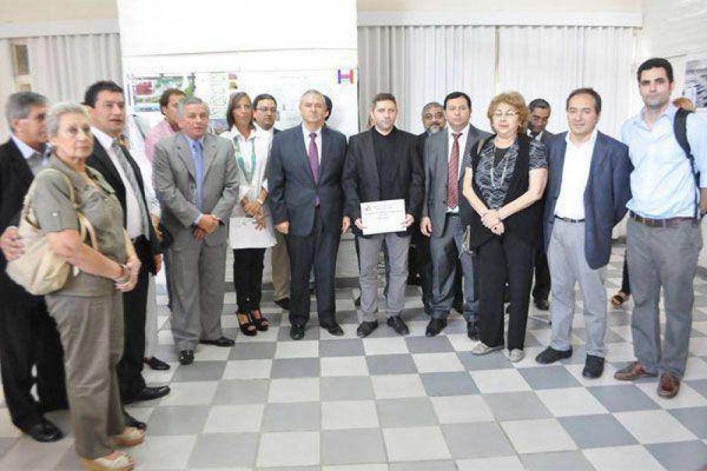 Infante presidi� entrega de certificados a participantes de concurso nacional