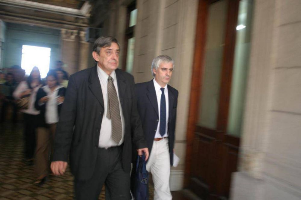 La Naci�n s�lo puede acceder a la causa Lebbos por la tarde