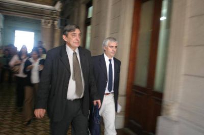 La Naci�n s�lo puede acceder a la causa Lebbos por la tarde