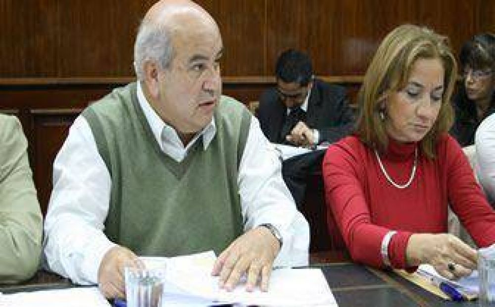 Piden al Consejo Superior el �pronto tratamiento� de la Carrera Docente