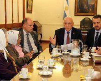 Bonfatti present� la pensi�n provincial para Madres