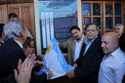 Closs instruy� al jefe de la Polic�a a retirar s�mbolos de homenaje a ex funcionarios de cualquier gobierno de facto