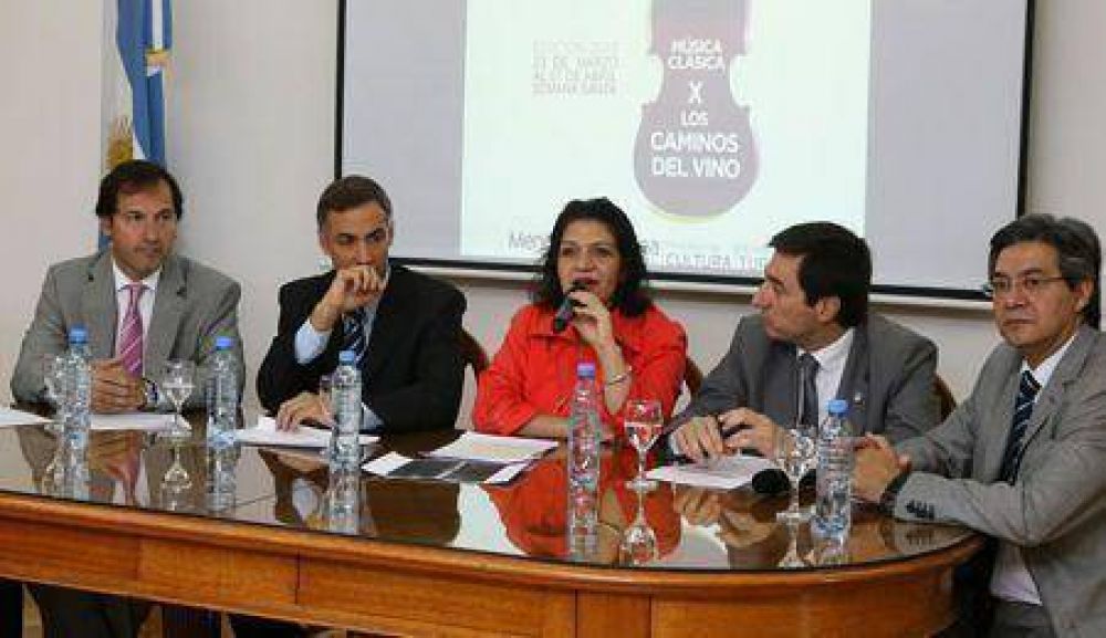 El Gobierno inform� sobre operativos y actividades programadas para el pr�ximo fin de semana largo