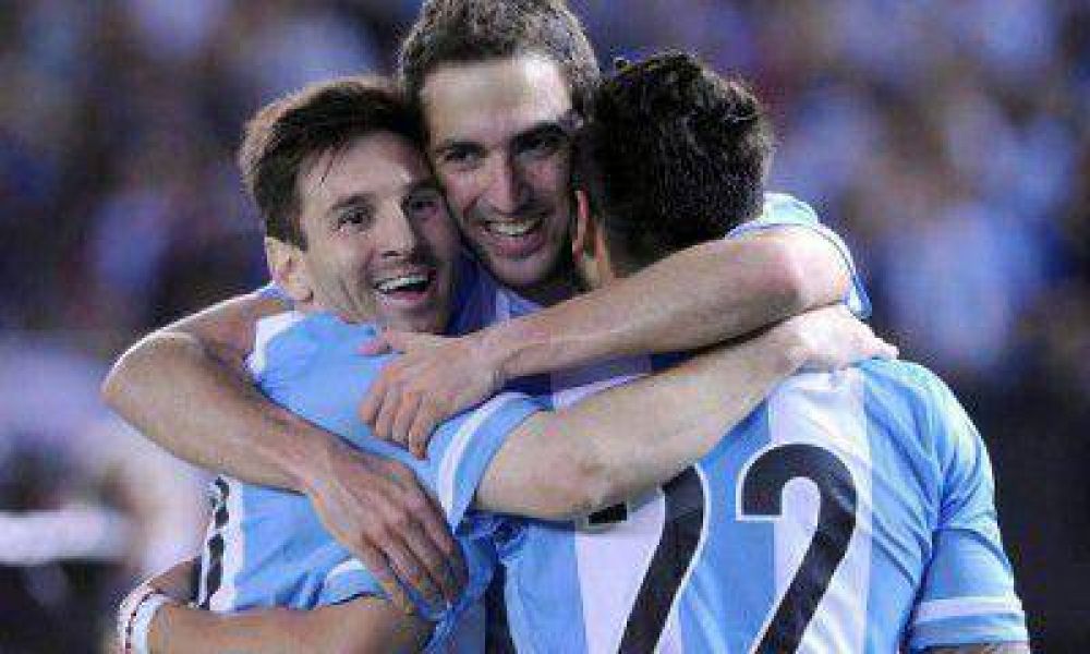 Argentina gole� a Venezuela con una destacada actuaci�n de Messi y la contundencia de Higu�an
