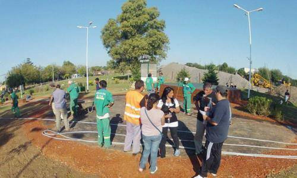 Dos plazas de Presidente Derqui muestran sus nuevas caras