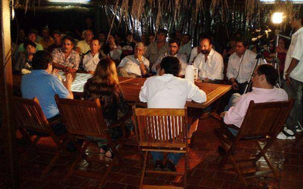 El puertismo prioriza el "frente de salvaci�n" pero le env�a mensajes al PJ misionero