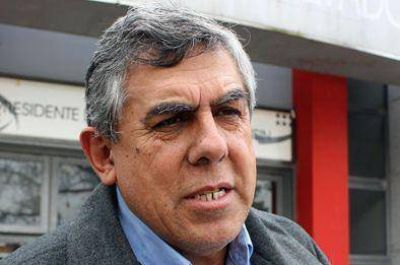 Trabajan para reubicar a vendedores ambulantes