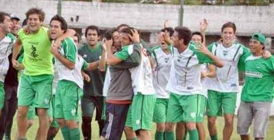 Ferro de Alvear afuera del Torneo del Interior � Barrio Norte se qued� con la serie en los penales