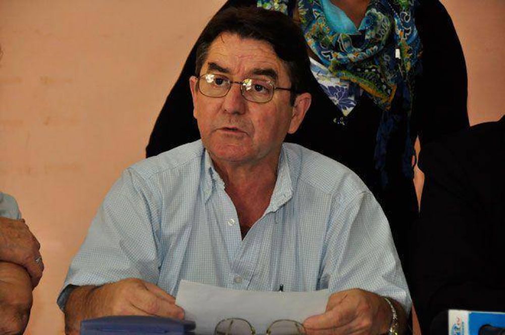 Araujo: "�Qu� base cient�fica? Ac� lo que pasa es que las asignaciones son irrisorias"