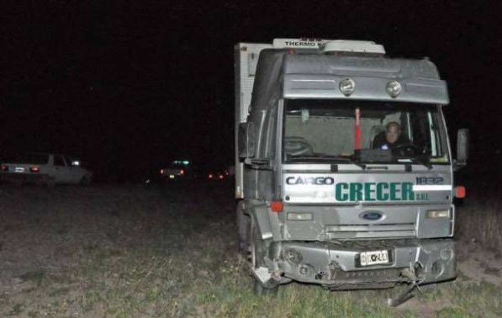 Choque en La Adela: hay un muerto