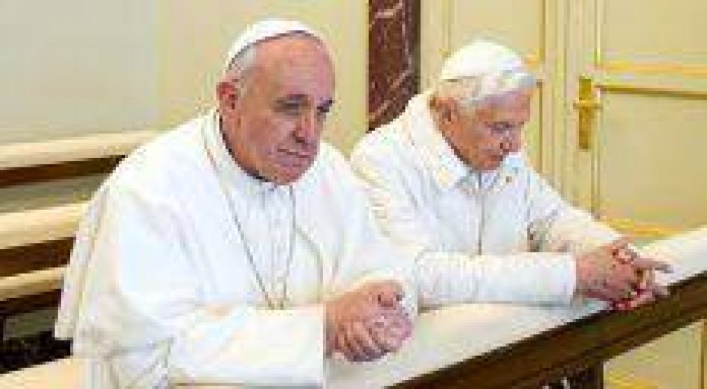Hist�rico encuentro entre Francisco y Benedicto XVI