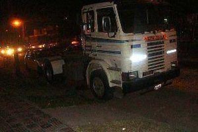 Sospechan que coexistir�an en Santiago bandas que desguazan camiones robados
