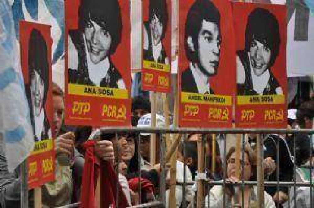 Marcha santiague�a de la Memoria por la Verdad y la Justicia