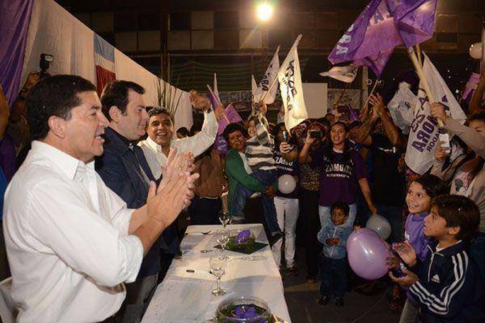 Zamora particip� de un acto en el Club Dorrego