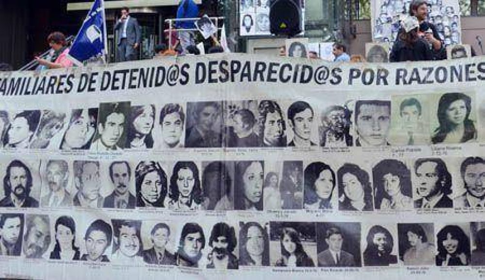 El Gobierno de Mendoza honra al D�a de la Memoria a trav�s de Internet