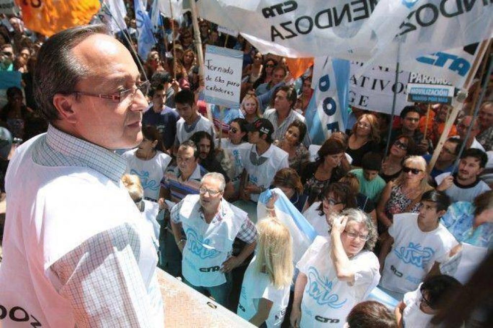  Los docentes aceptaron la propuesta salarial del Gobierno