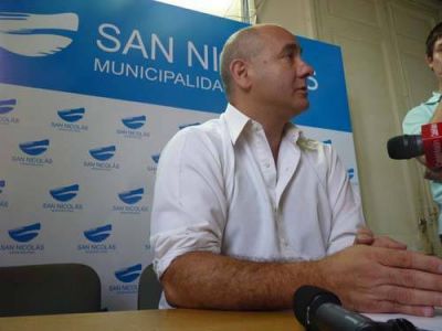 Petroni da por resuelto conflicto por residuos en hospital y cl�nicas