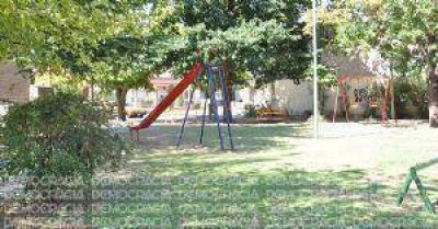 Pintan juegos en diferentes plazas p�blicas de la Ciudad