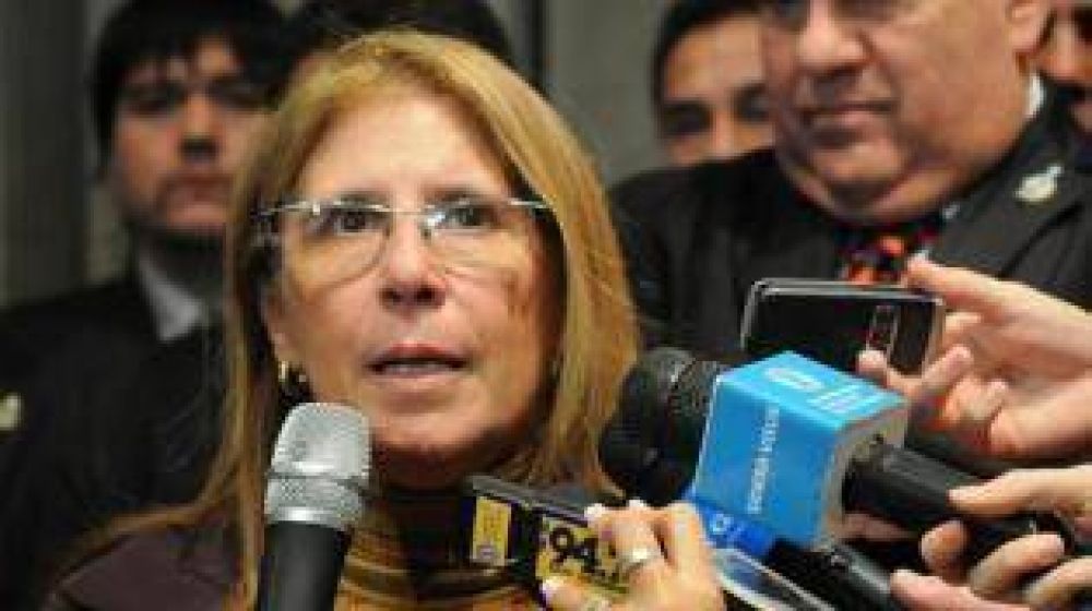 Bard�n respondi� una consulta para los decanos