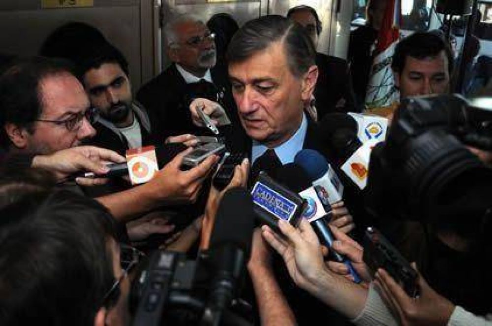Binner critic� los neolemas y las candidaturas testimoniales