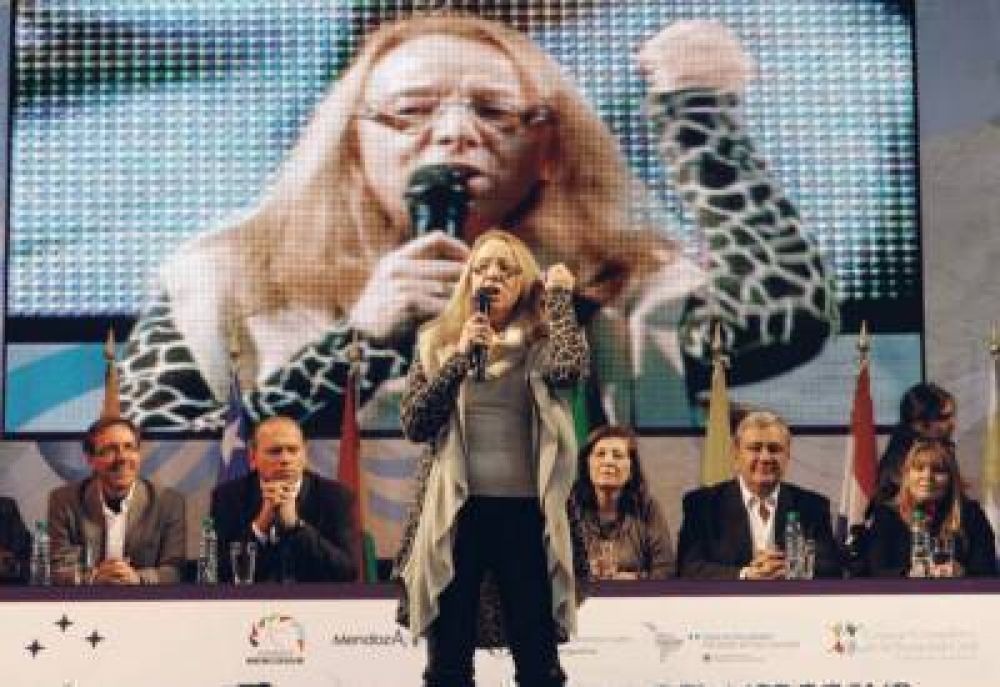 El futuro de CFK est� en manos de su cu�ada Alicia