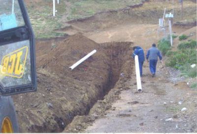 SPSE trabaj� en reparar cloacas de establecimientos de R�o Turbio