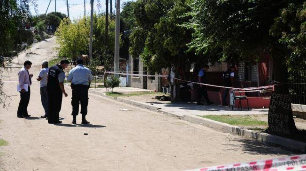 Tras el crimen de Morena, contin�a la tensi�n en M�ller