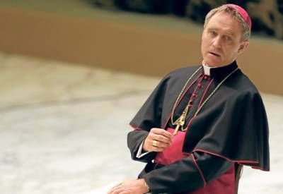 Bergoglio conf�a en el �George Clooney� del Vaticano